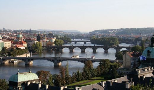 800px-Vltava_in_Prague