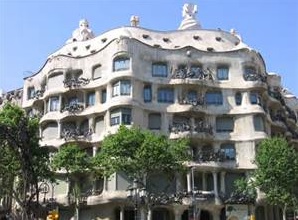 Casa Mila by Goudi