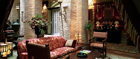 parador-de-olite-sitting-area